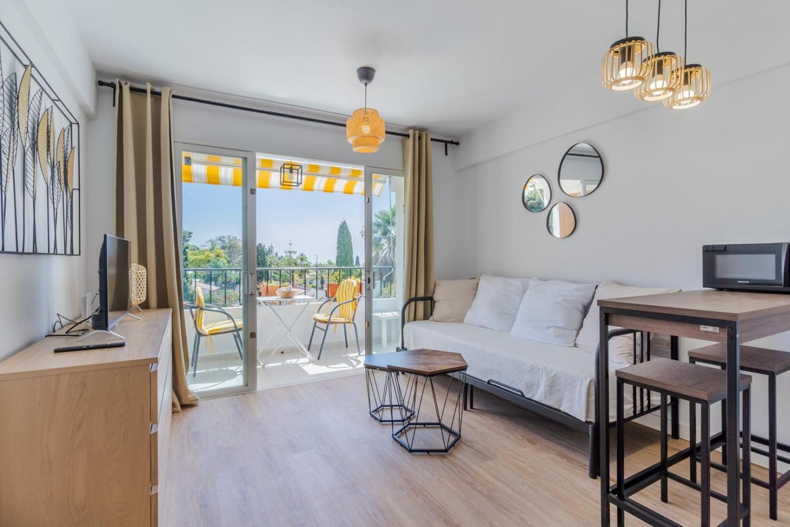 Apartament Guestready - Chasing The Sun In Malaga Marbella Zewnętrze zdjęcie